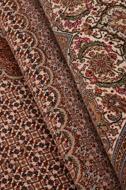 Ковер Иранский Tabriz Mahi 248x351 см